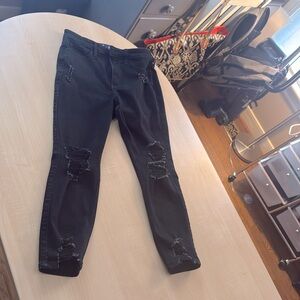 Hollister high-rise crop supper skinny black jeanss